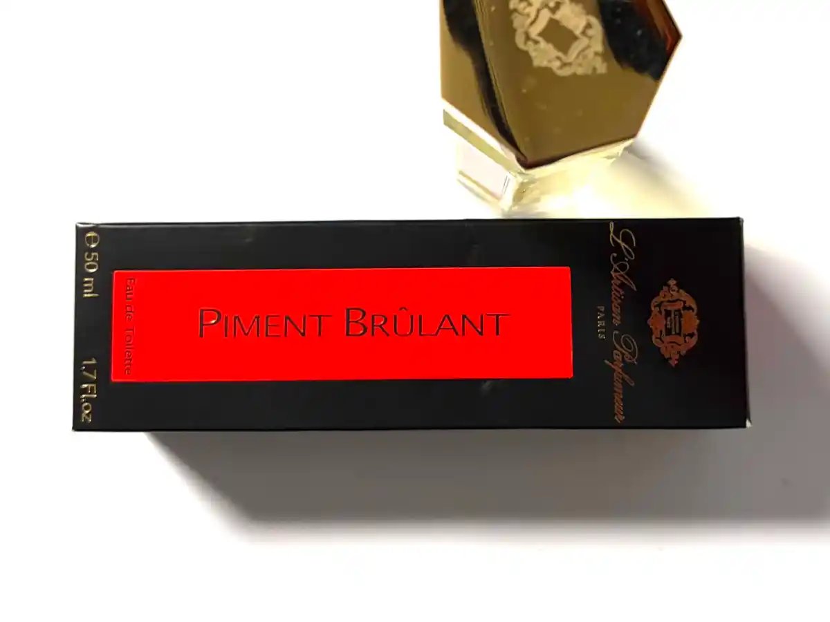 Piment Brulant by L’Artisan Parfumeur – Undina’s Looking Glass